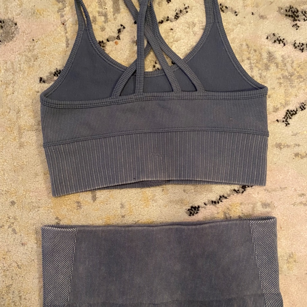 Joylab Ribbed Workout Set - Picture 3 of 5